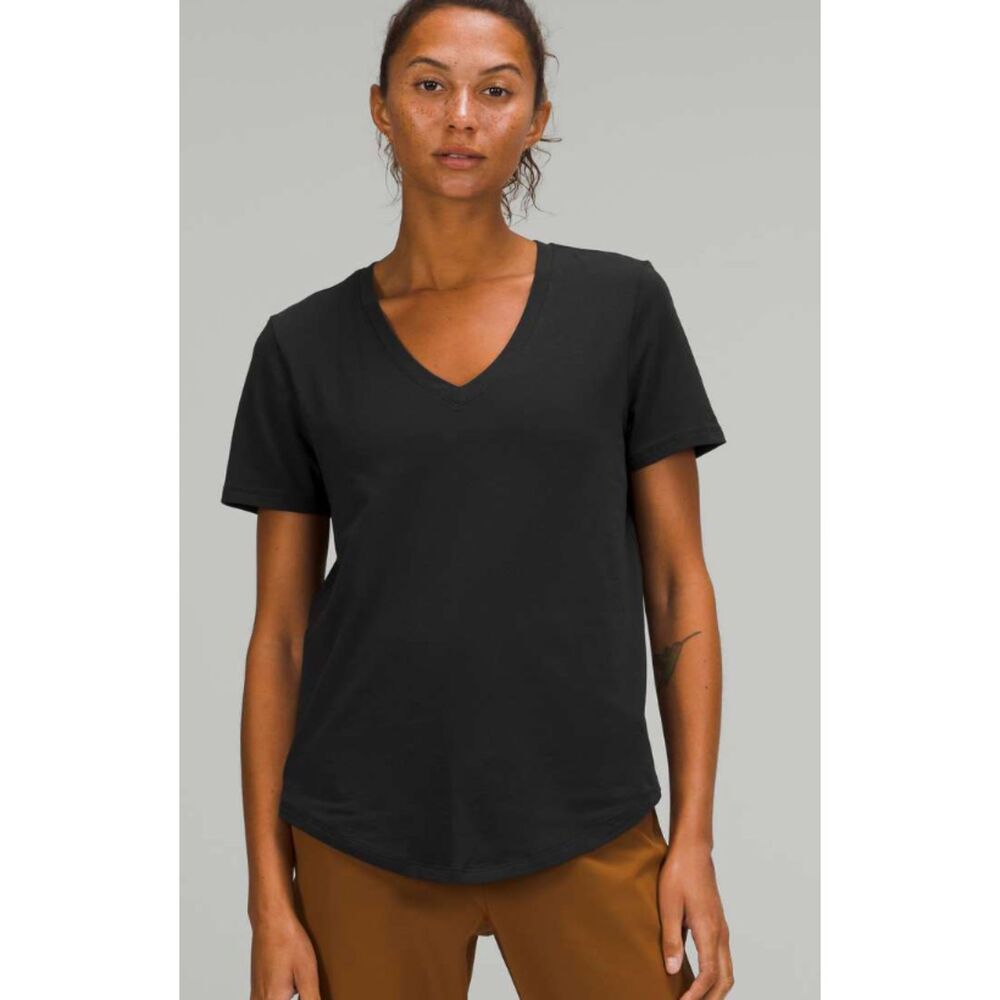 Lululemon Love Tee Short Sleeve V-Neck T-Shirt Black